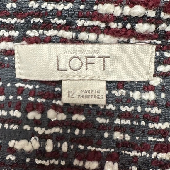 LOFT Women’s Sz 12 Gray Burgundy Textured Mini Skirt - Picture 6 of 7